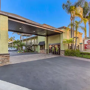 best-western-plus-pavilions.topanaheimhotels.com/